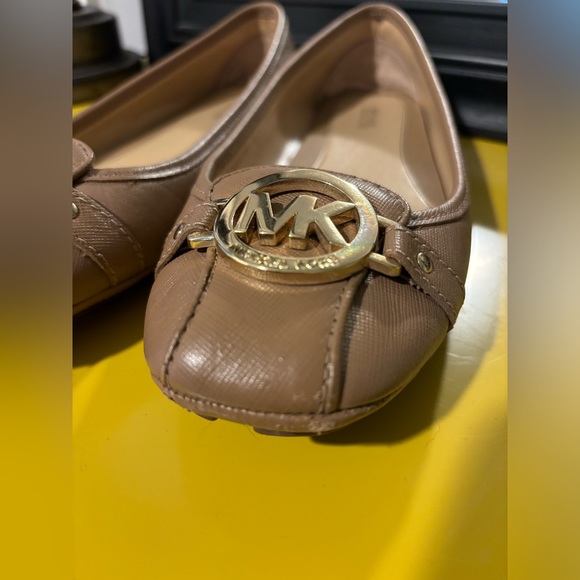 Michael Kors flats - Size 8.5 - Picture 4 of 4